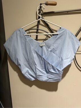 Aritzia Babaton Light Blue Wrap-Style Cropped Cotton Top Size M
